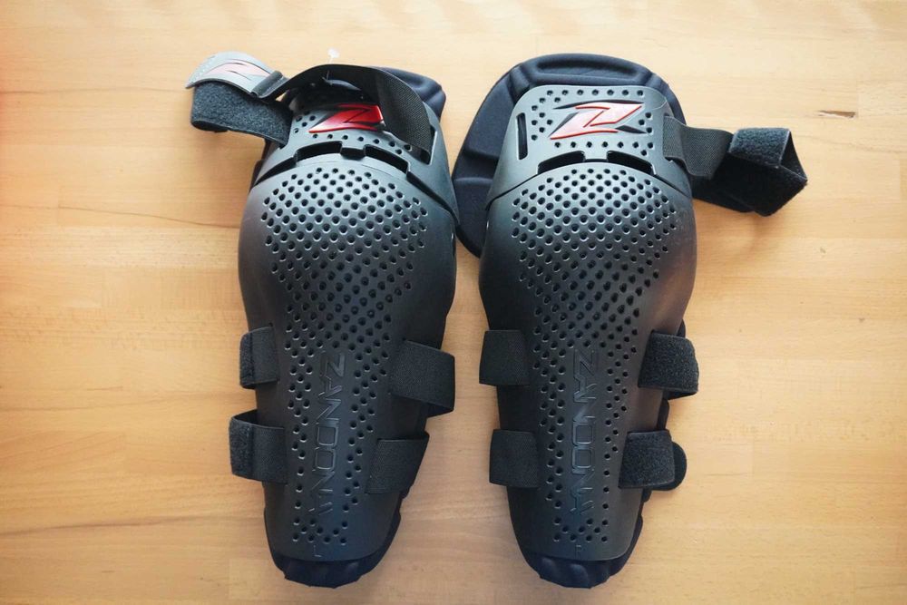Ochraniacze na kolana Zandona model Jointed, nowe